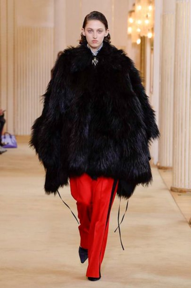 مجموعة “نينا ريتشي” Nina Ricci لموسم خريف وشتاء 2018-2019