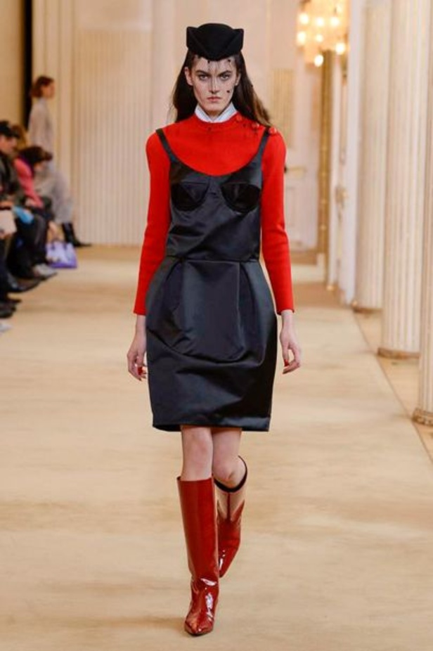 مجموعة “نينا ريتشي” Nina Ricci لموسم خريف وشتاء 2018-2019