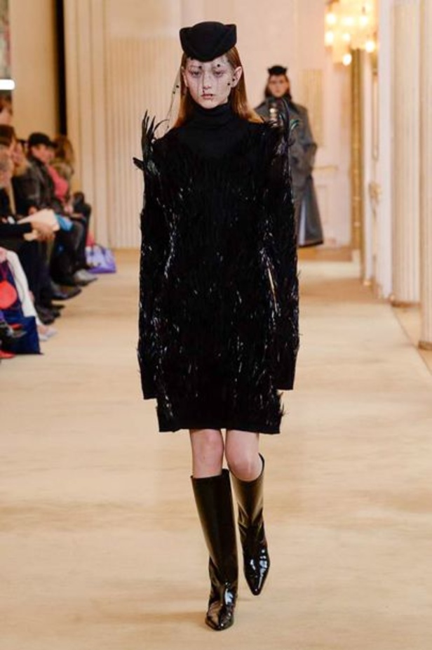 مجموعة “نينا ريتشي” Nina Ricci لموسم خريف وشتاء 2018-2019