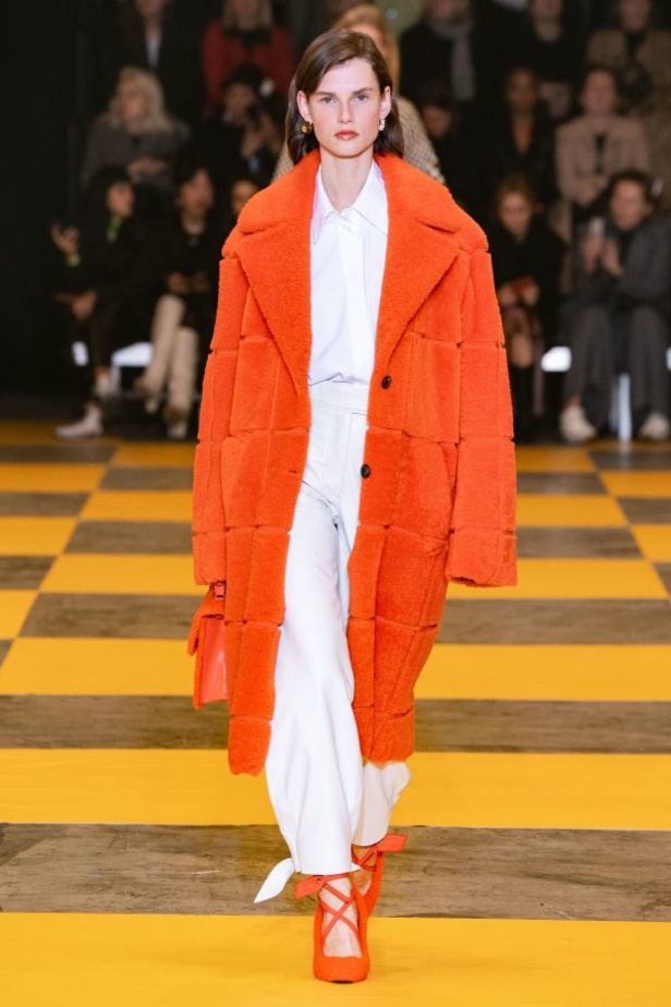 مجموعة off-White للألبسة الجاهزة لخريف 2019