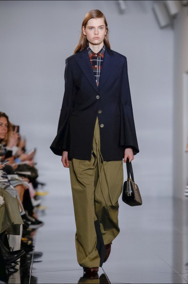 عرض أزياء ‏Loewe‏ لموسم خريف وشتاء 2019‏