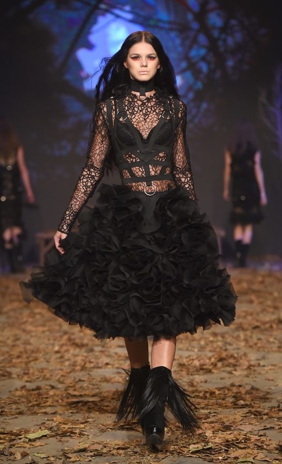 مجموعة Amato لخريف وشتاء 2016-2017