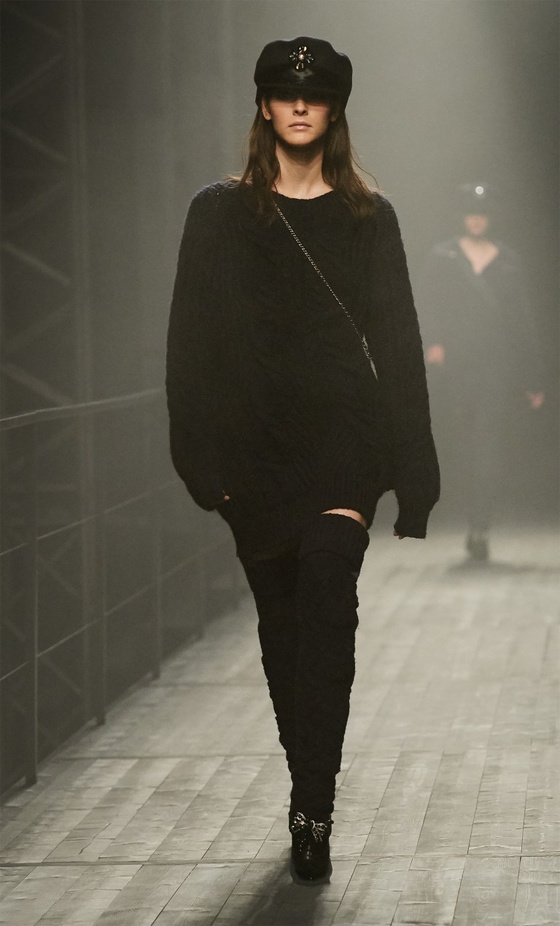 مجموعة Chanel Métiers d’art تعود بنا الى عالم البحارة