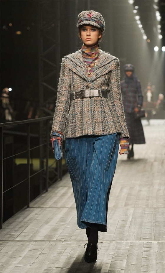 مجموعة Chanel Métiers d’art تعود بنا الى عالم البحارة