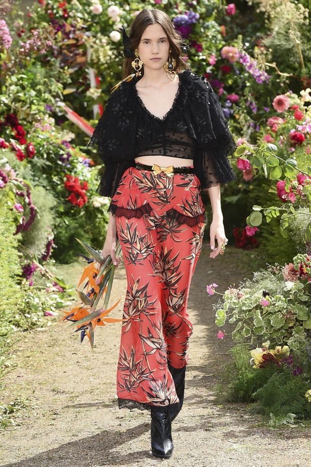 مجموعة رودارت للألبسة الجاهزة لربيع و صيف 2018