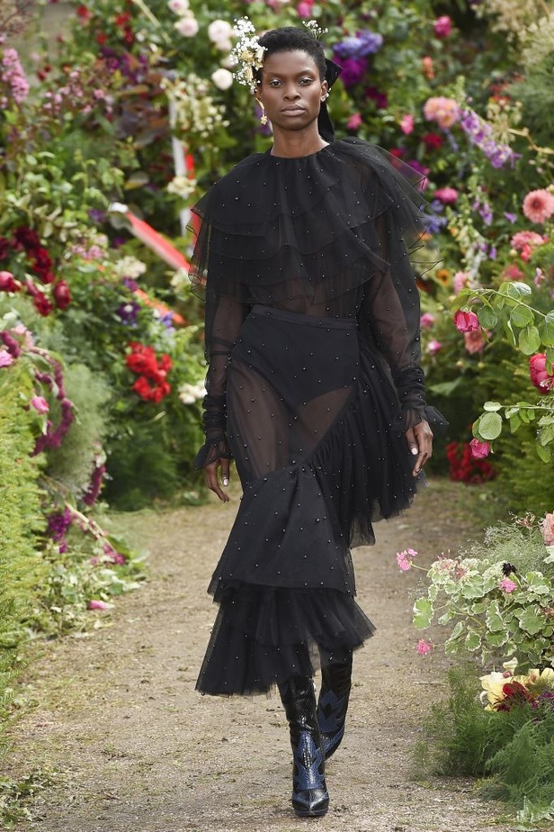 مجموعة رودارت للألبسة الجاهزة لربيع و صيف 2018