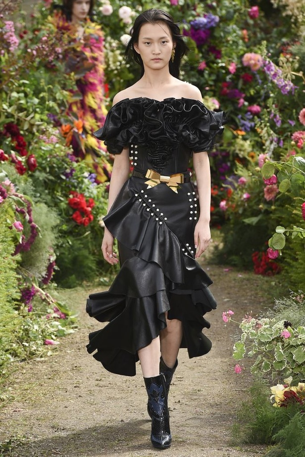 مجموعة رودارت للألبسة الجاهزة لربيع و صيف 2018