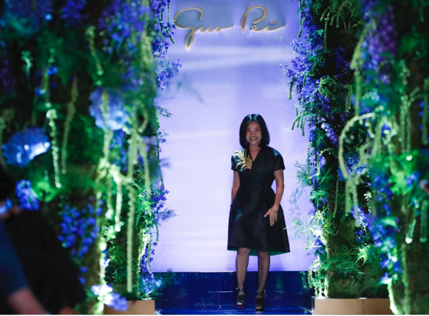 مجموعة Guo Pei للأزياء الفاخرة لخريف وشتاء ٢٠١٧/ ٢٠١٨ !