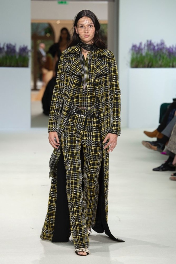 عرض أزياء Giambattista Valli لخريف 2018