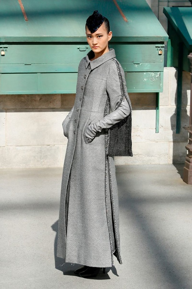 عرض Chanel لخريف وشتاء 2018 للهوت كوتور