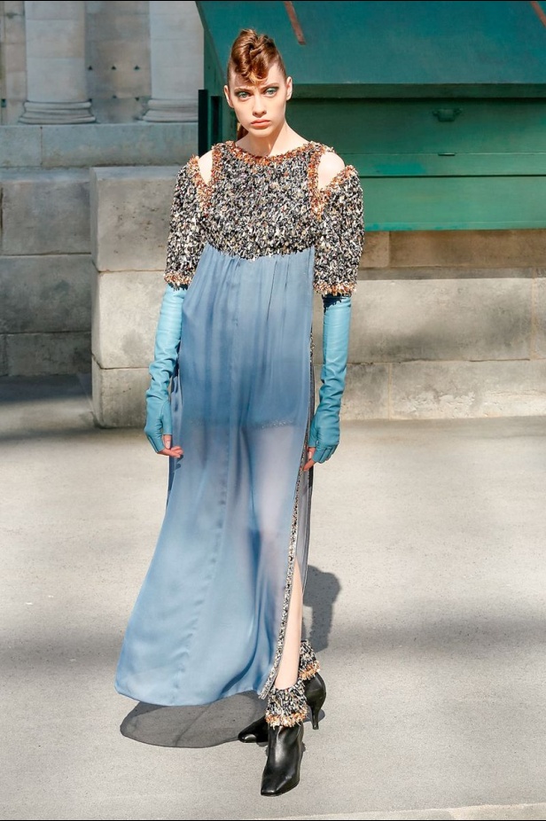 عرض Chanel لخريف وشتاء 2018 للهوت كوتور