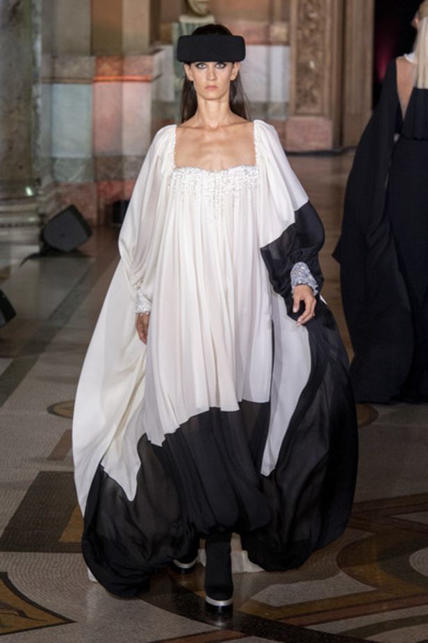 مجموعة ستيفان رولان للهوت كوتور لشتاء 2019