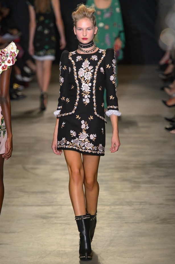 مجموعة “Andrew Gn” لموسم ربيع وصيف 2017