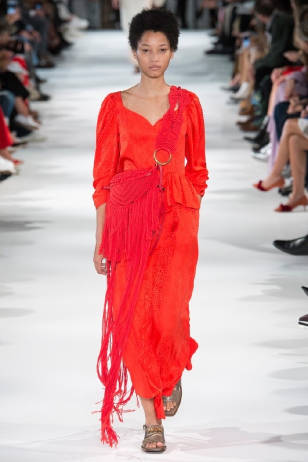 مجموعة ستيلا مكارتني لموسم ربيع وصيف 2018