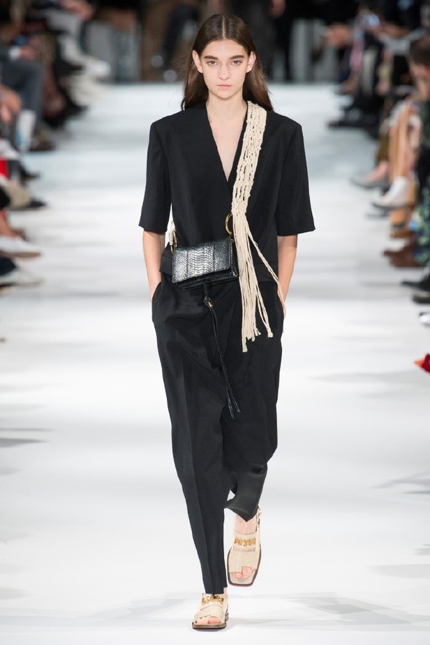 مجموعة ستيلا مكارتني لموسم ربيع وصيف 2018