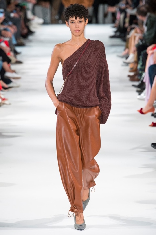 مجموعة ستيلا مكارتني لموسم ربيع وصيف 2018