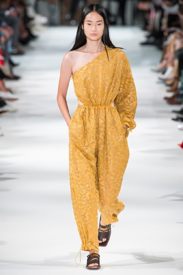 مجموعة ستيلا مكارتني لموسم ربيع وصيف 2018