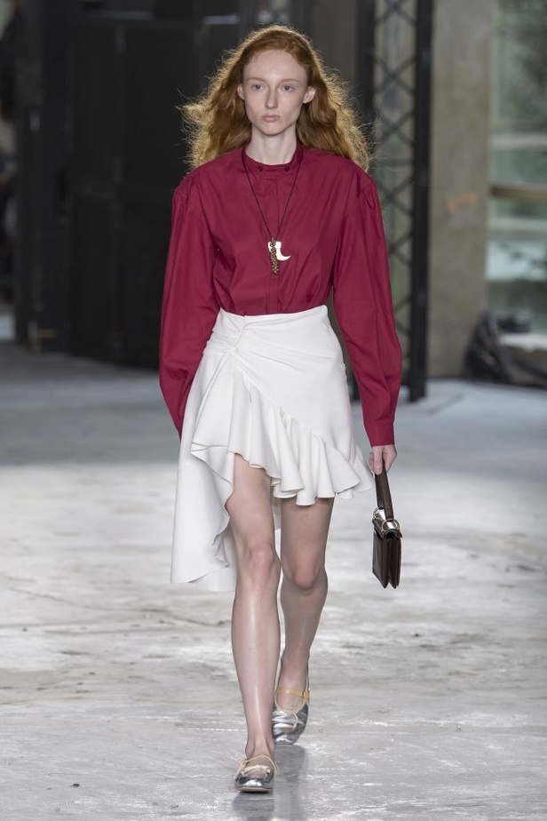 مجموعة Giambattista Valli لربيع وصيف 2018