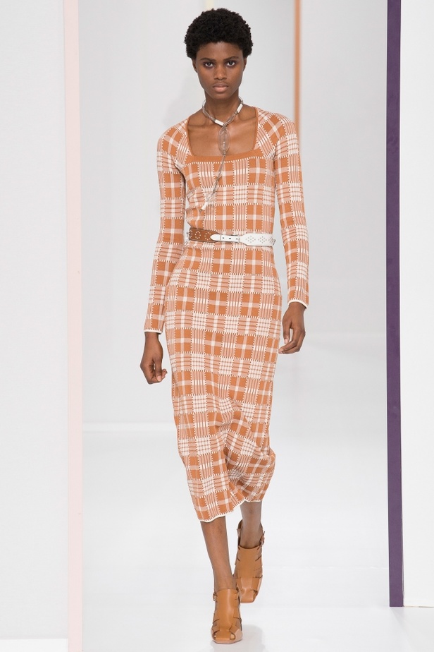 مجموعة Hermes للأزياء الجاهزة لربيع وصيف 2018 !