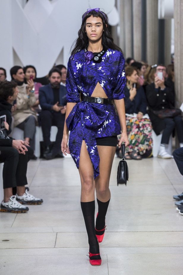 عرض Miu Miu للألبسة الجاهزة لربيع 2019