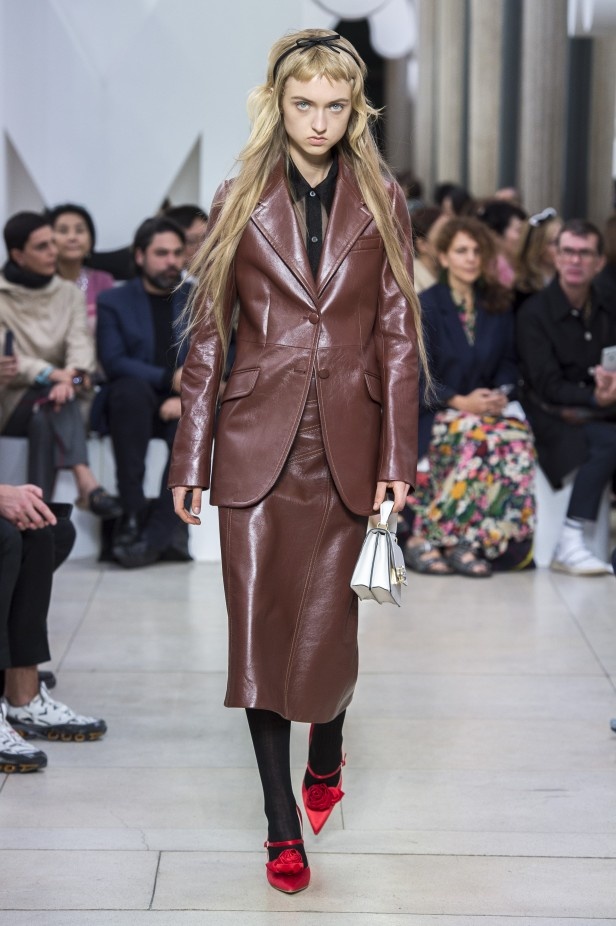 عرض Miu Miu للألبسة الجاهزة لربيع 2019