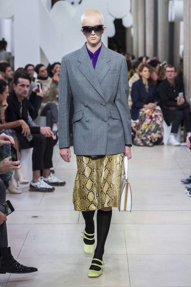 عرض Miu Miu للألبسة الجاهزة لربيع 2019