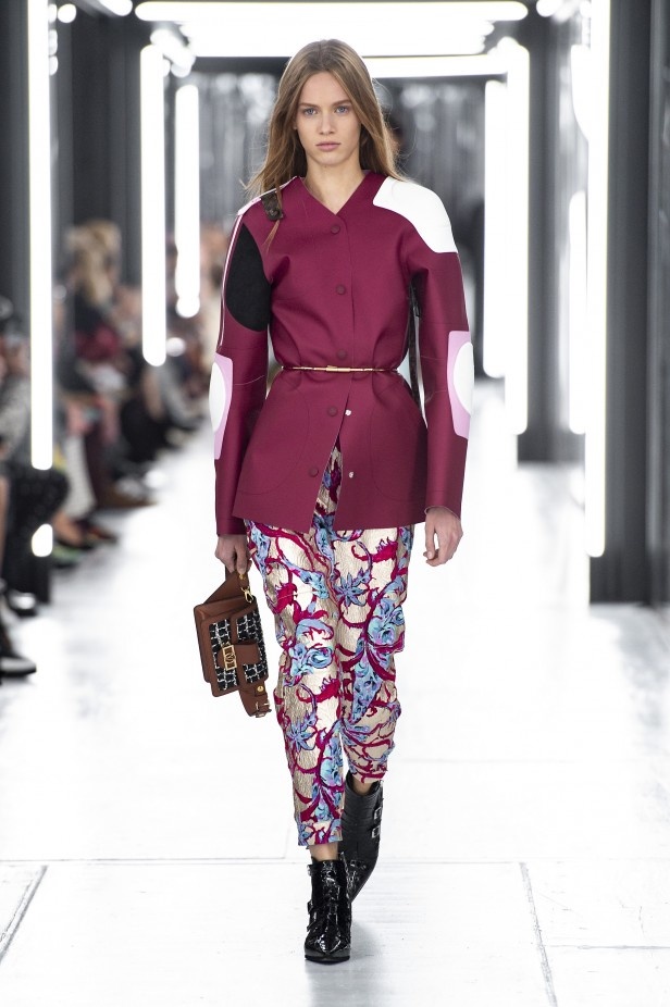 مجموعة فريدة ومميّزة من دار Louis Vuitton لربيع وصيف 2019