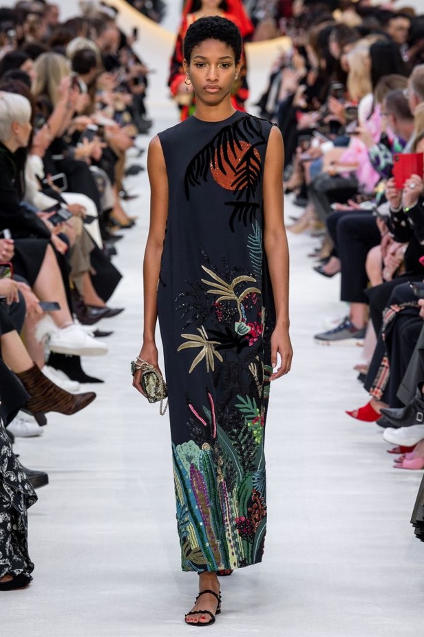 مجموعة فالنتينو لموسم ربيع وصيف 2020