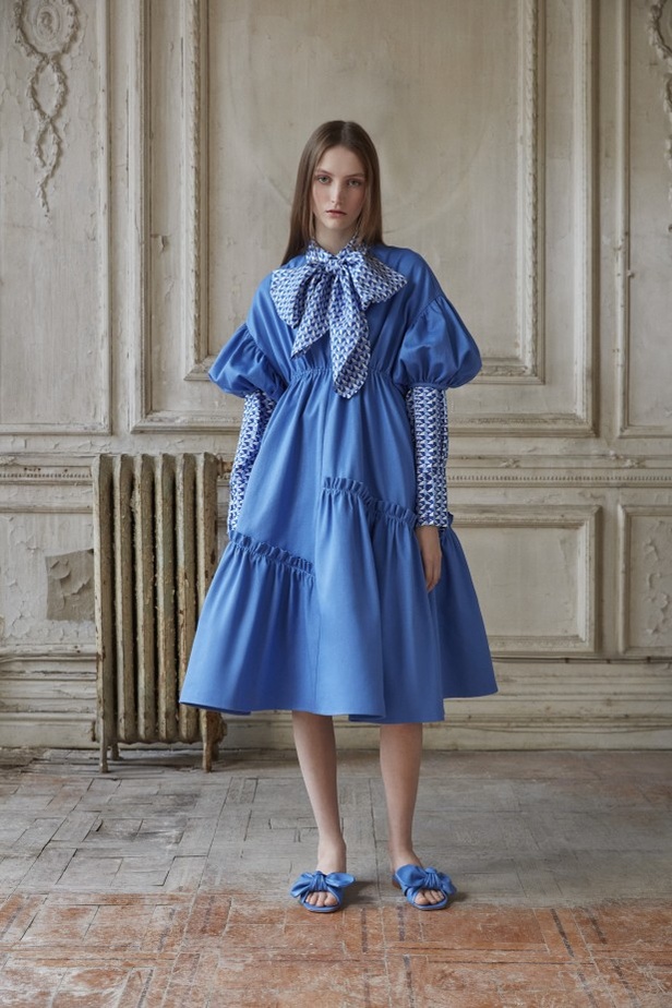 عرض ازياء مجموعة  DICE KAYEK لربيع وصيف 2021 ضمن أسبوع الموضة في باريس