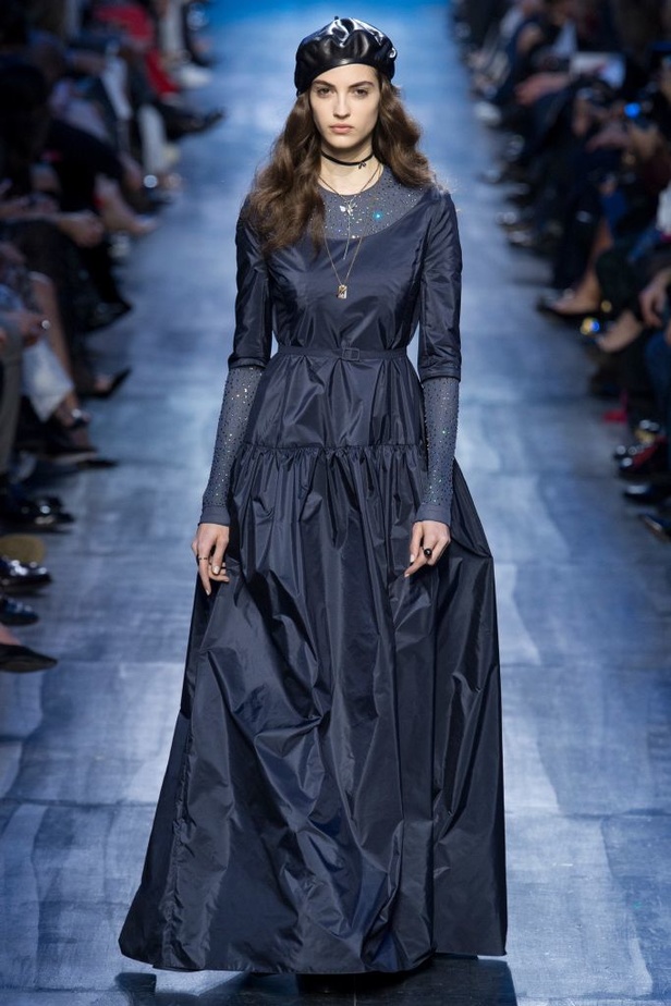 مجموعة كريستيان ديور للألبسة الجاهزة لخريف و شتاء 2017