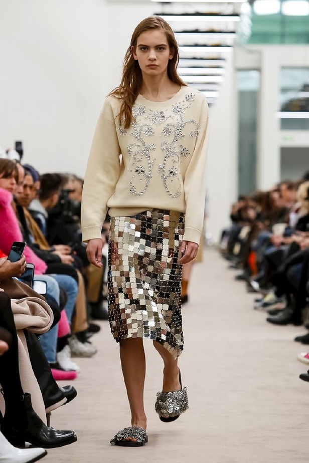 عرض ازياء باكو رابان لخريف وشتاء 2018