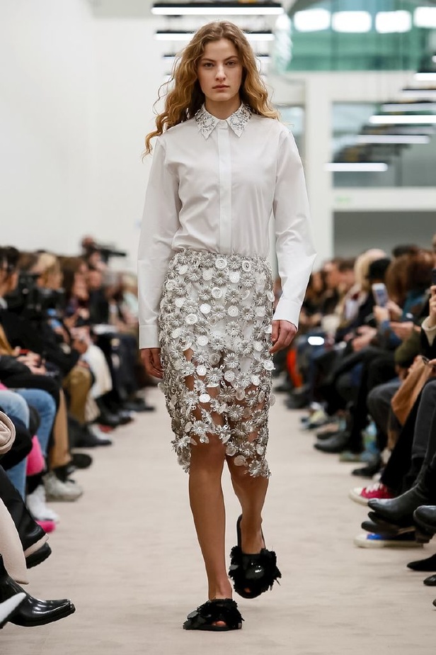 عرض ازياء باكو رابان لخريف وشتاء 2018