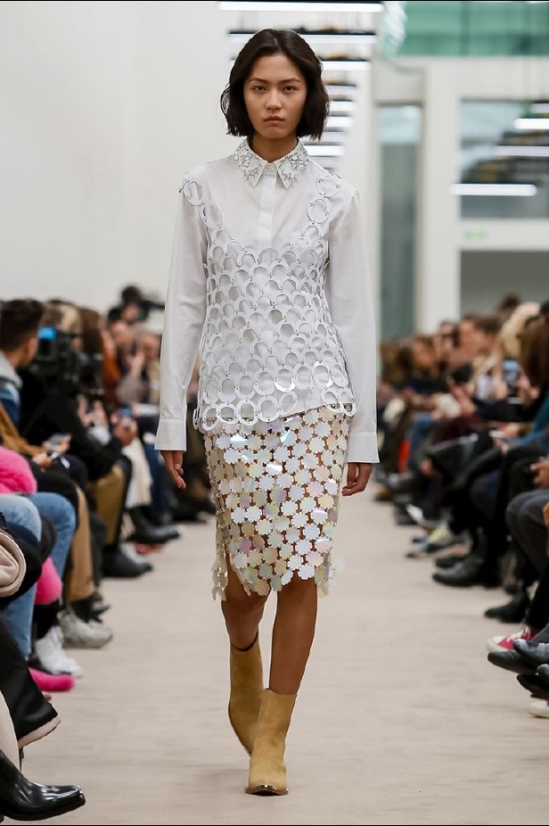 عرض ازياء باكو رابان لخريف وشتاء 2018