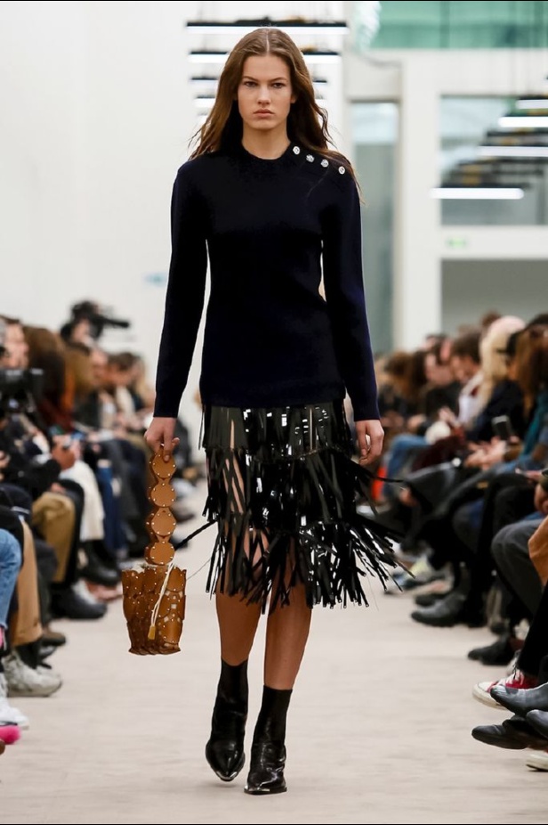 عرض ازياء باكو رابان لخريف وشتاء 2018