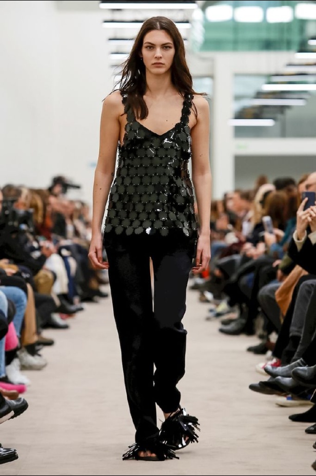 عرض ازياء باكو رابان لخريف وشتاء 2018