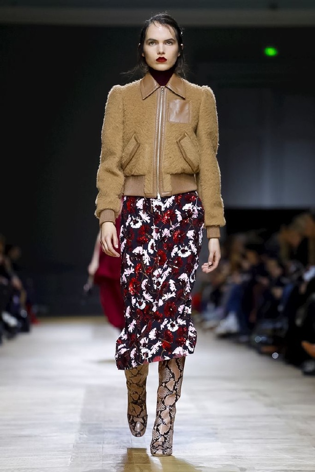 عرض ازياء روشاس لخريف وشتاء 2018