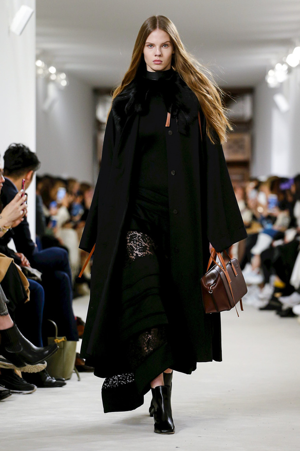 عرض ازياء لويفي لخريف وشتاء 2018