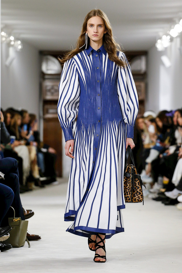 عرض ازياء لويفي لخريف وشتاء 2018