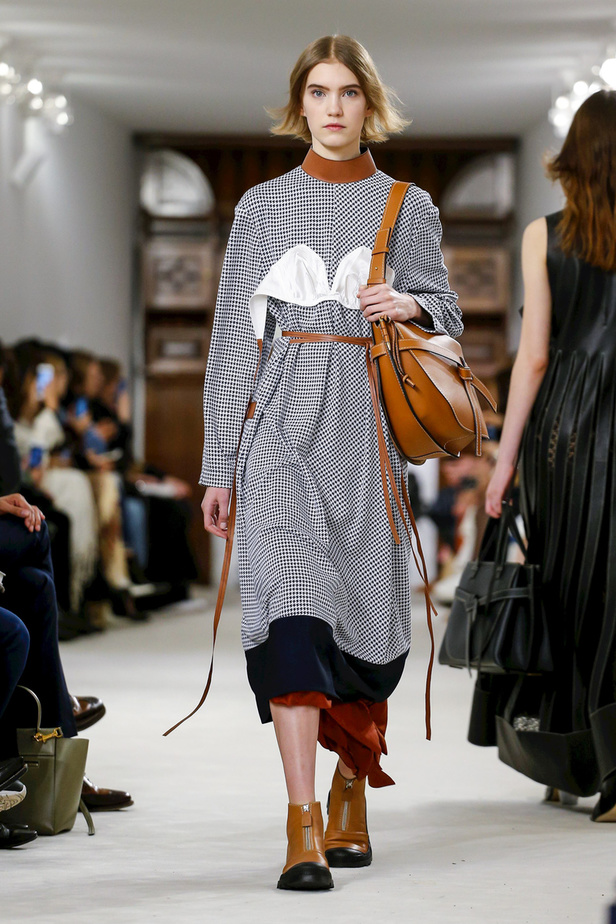 عرض ازياء لويفي لخريف وشتاء 2018