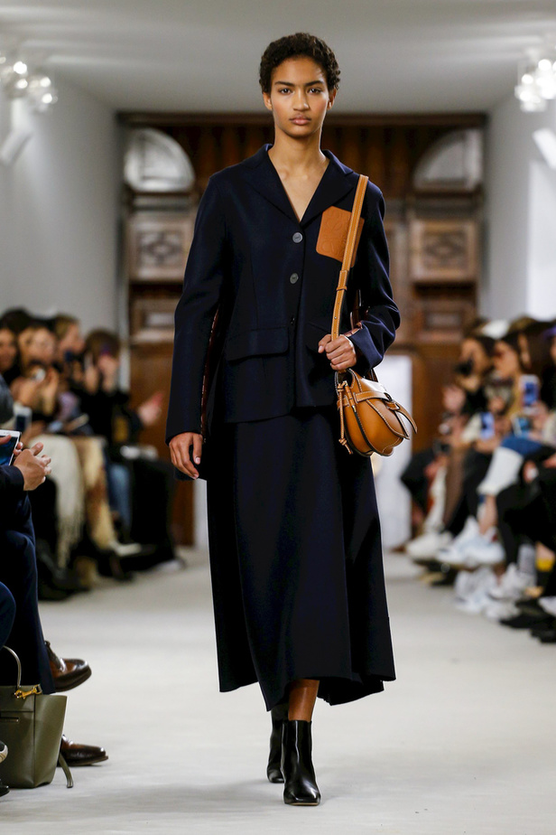 عرض ازياء لويفي لخريف وشتاء 2018