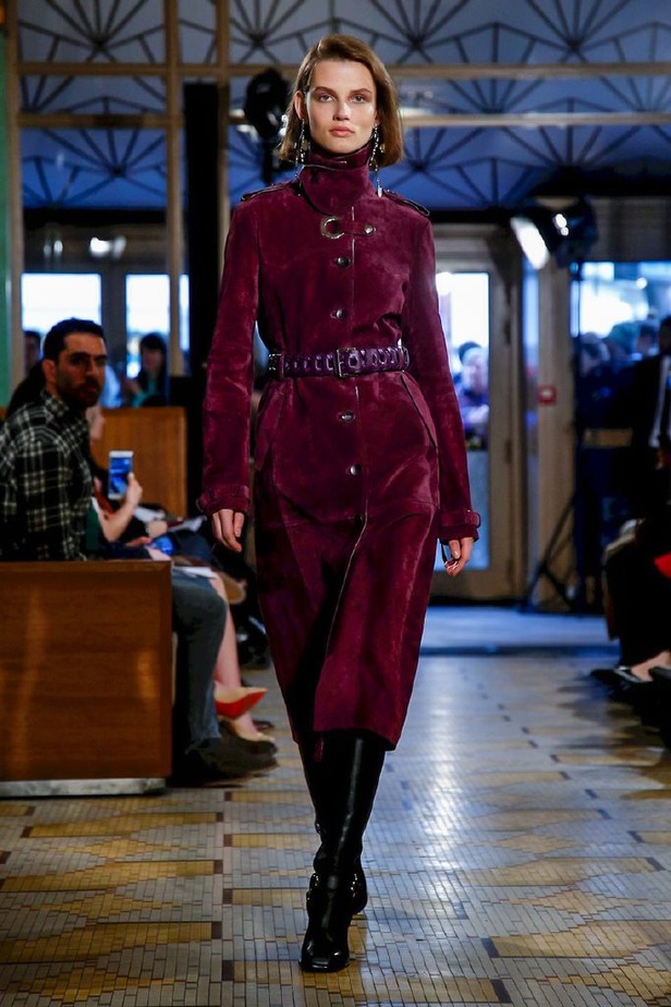 عرض ازياء ألتوزارا لخريف وشتاء 2018