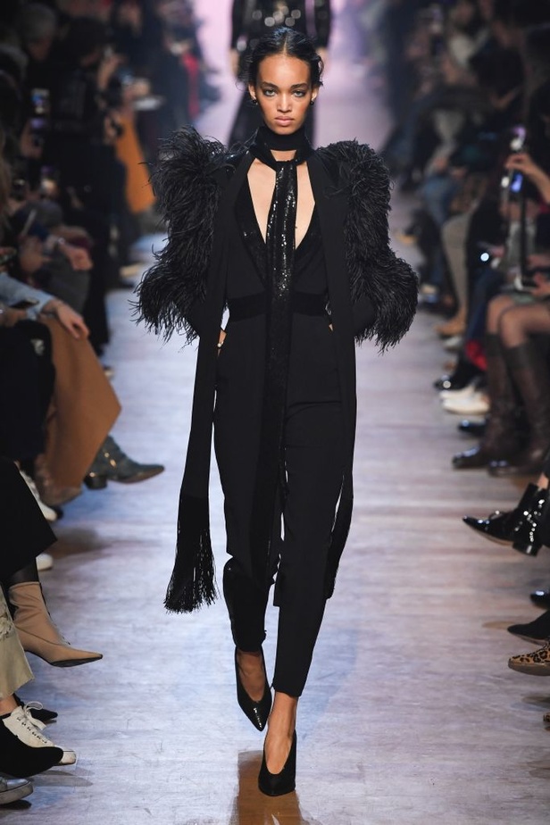 مجموعة ايلي صعب لخريف و شتاء 2018