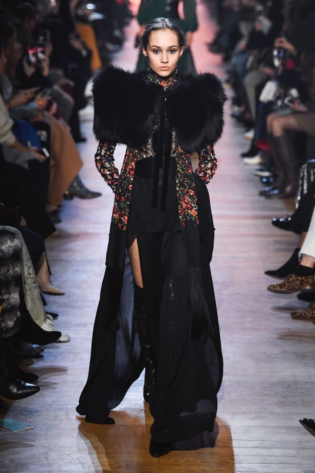 مجموعة ايلي صعب لخريف و شتاء 2018