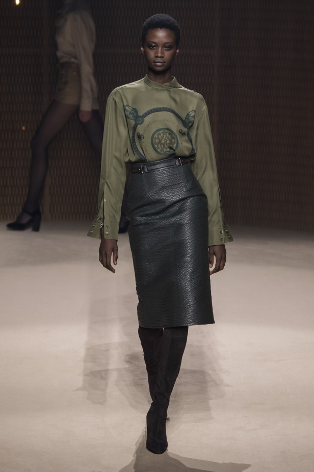 عرض Hermès لخريف وشتاء 2019 في باريس 