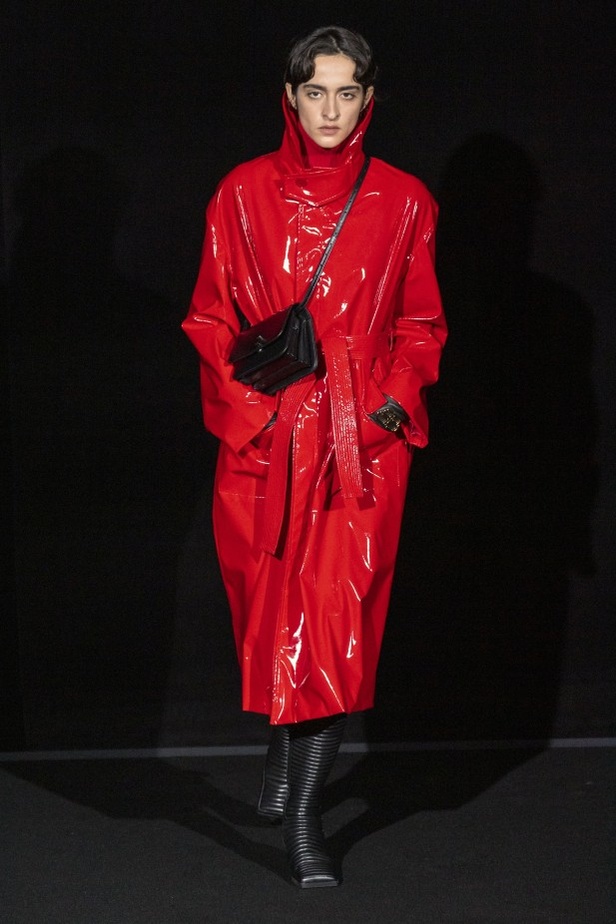 عرض Balenciaga لخريف 2019
