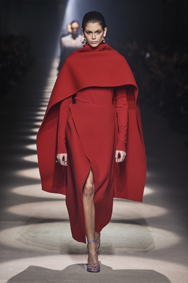 مجموعة جيفنشي للأزياء الراقية لخريف وشتاء 2021