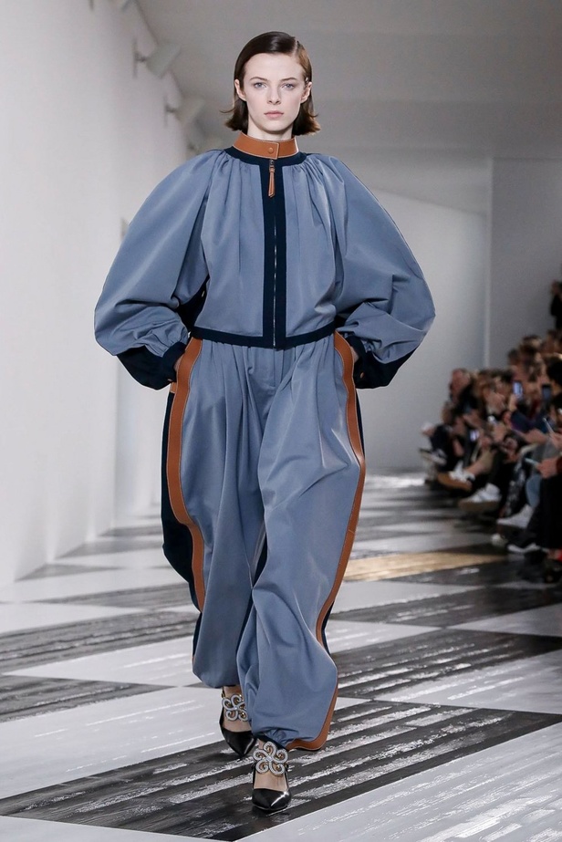 عرض مجموعة LOEWE لموسم خريف وشتاء 2020