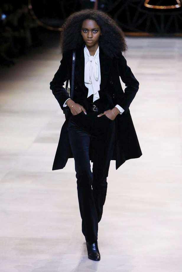 مجموعة الازياء الفاخرة من CELINE لخريف وشتاء 2020-2021