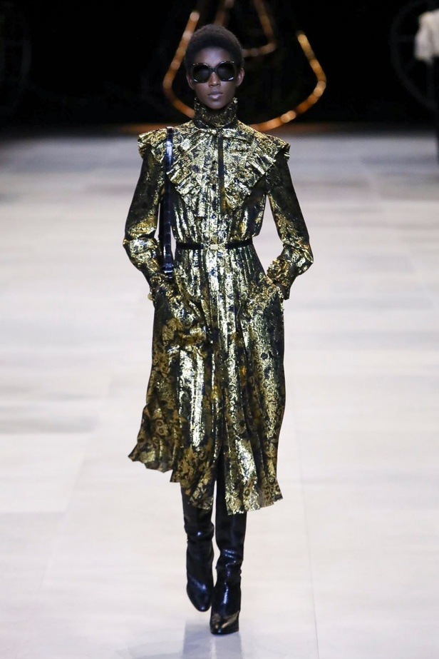 مجموعة الازياء الفاخرة من CELINE لخريف وشتاء 2020-2021