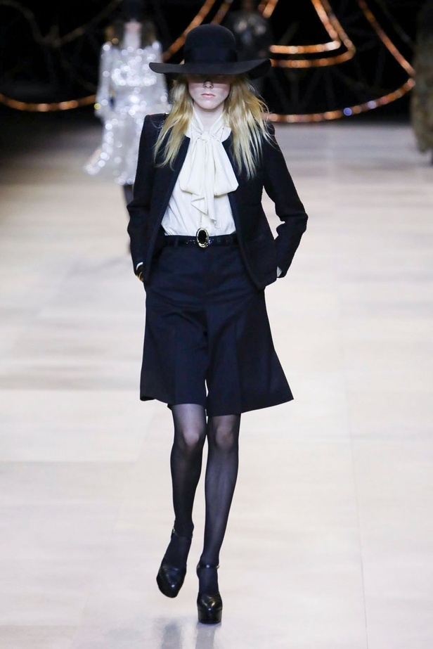 مجموعة الازياء الفاخرة من CELINE لخريف وشتاء 2020-2021